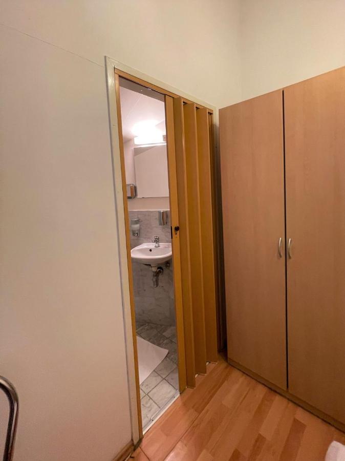 Pension Vera Wien Exteriör bild
